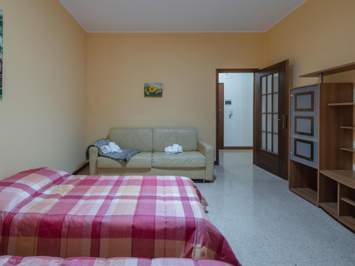 Casa Di Maty - Cozy Apartment With Balcony La Spezia Ngoại thất bức ảnh
